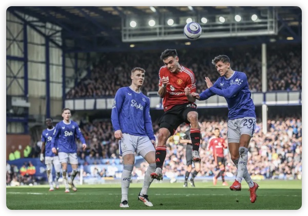 貝托連續(xù)4輪破門B費(fèi)建功 曼聯(lián)連追兩球2-2埃弗頓